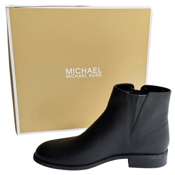 NEW Michael Kors BRITT ANKLE BOOT Womens 9.5 Black Bootie Gold Zip Flat Shoe Box - Picture 2 of 14